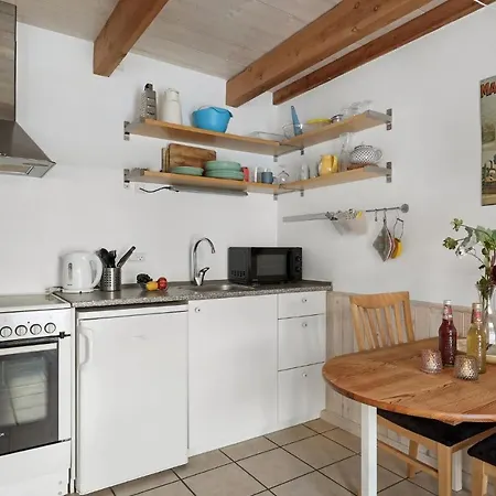 Lägenhet In With Kitchen Neksø